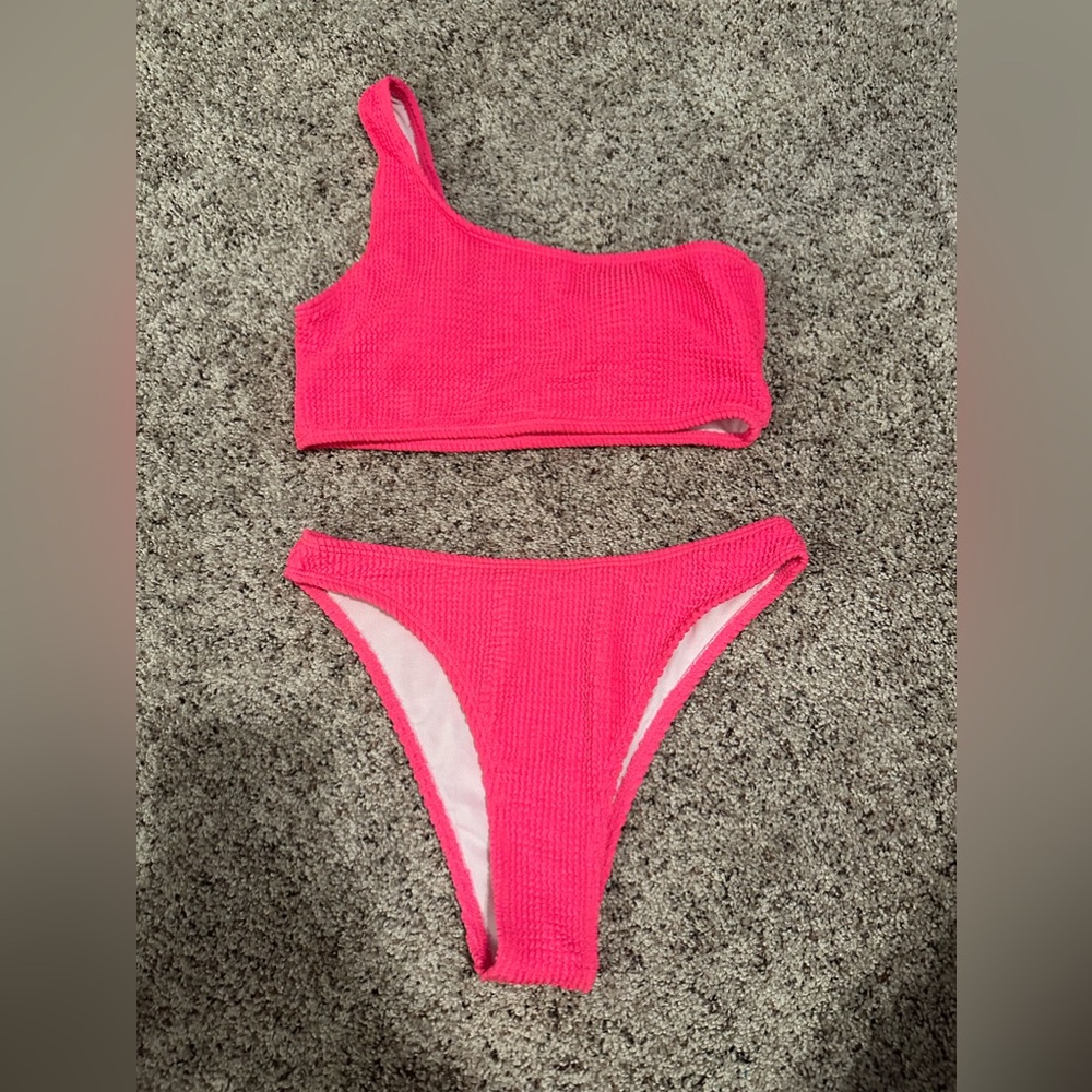 NEVER WORN SHEIN SWIMSUIT